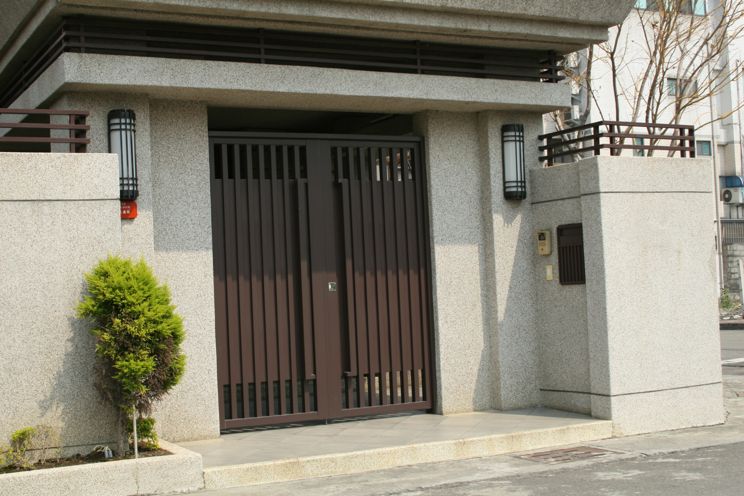 日式庭院門